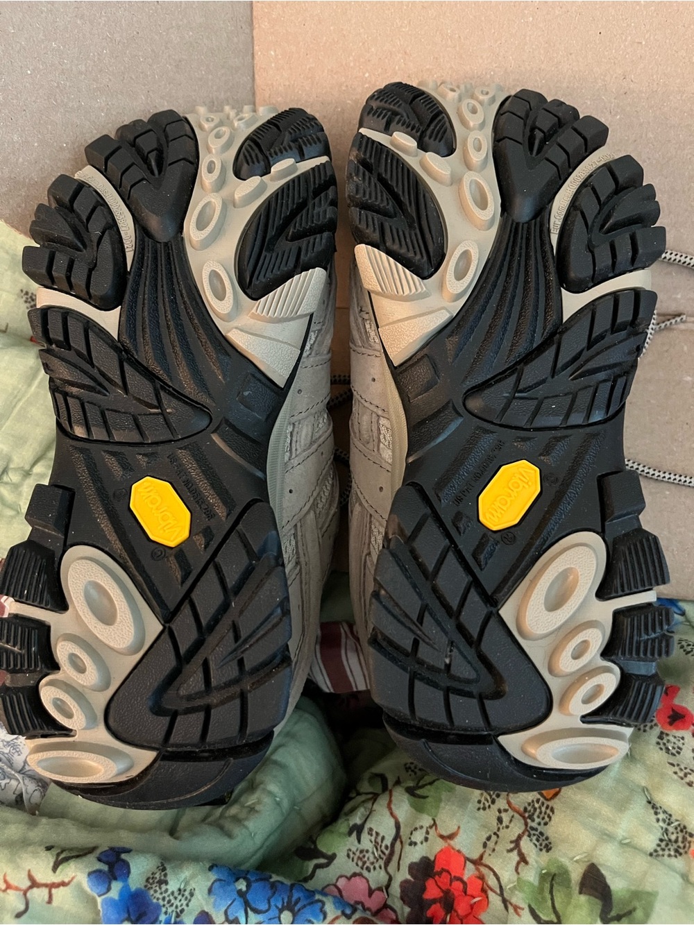 Men's Athletic Trail Sneakers in Light Gray and Black - MERRELL - Picture 5 of 5
